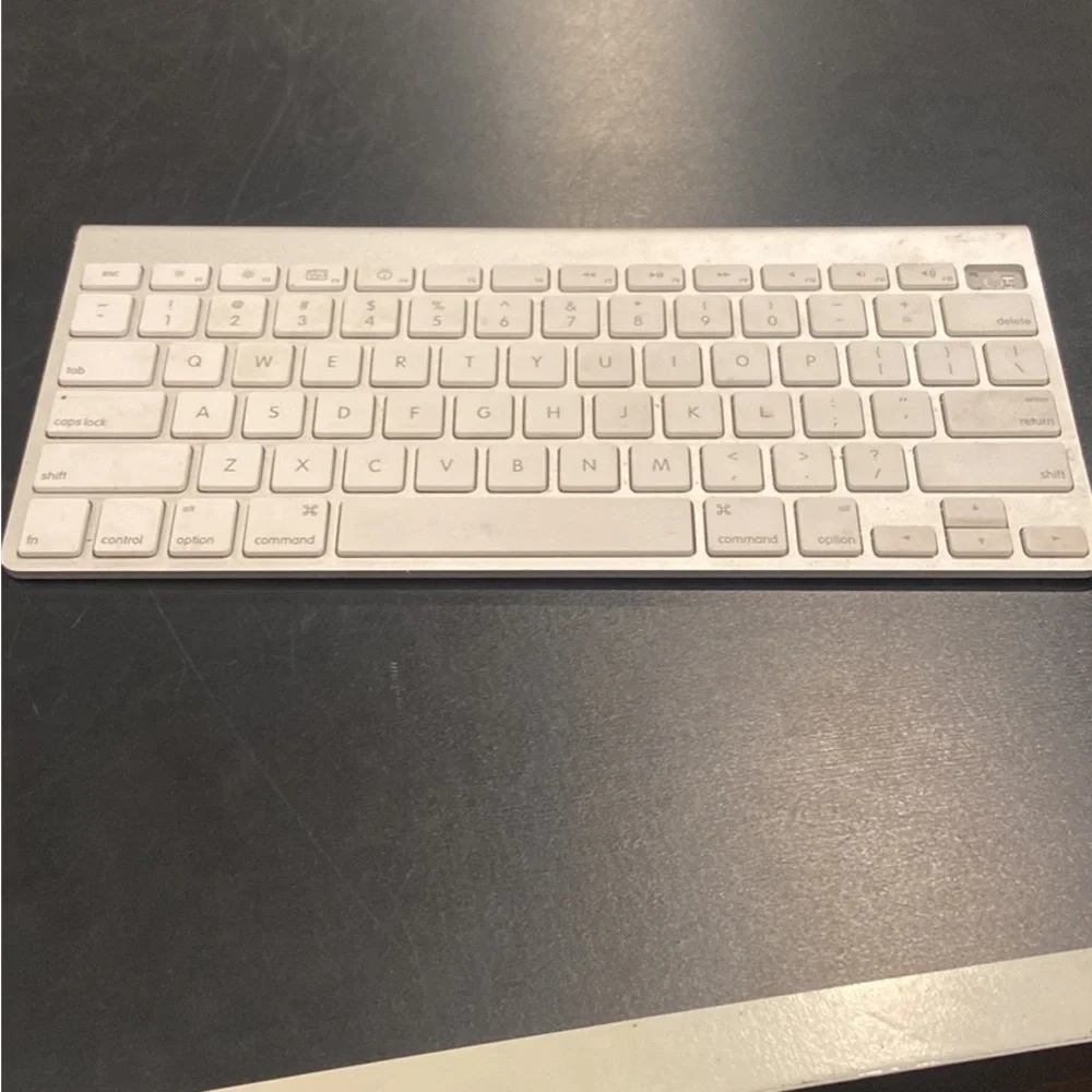 2 Apple keyboards